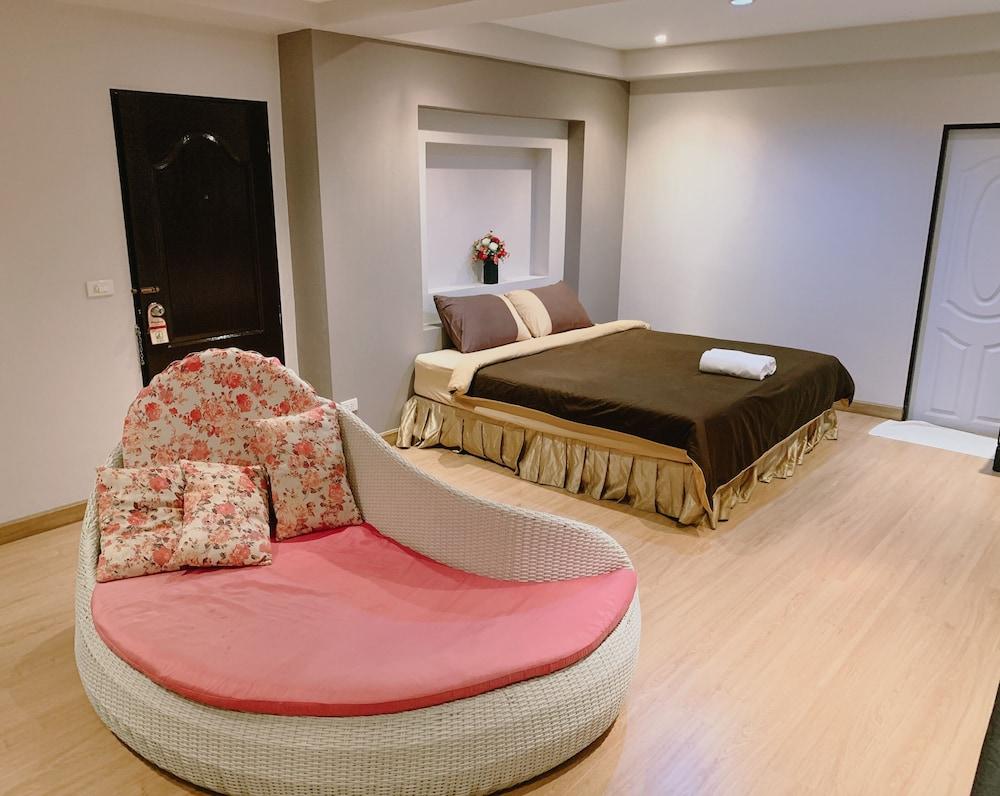 Inspire House Hotel Chiang Mai Dış mekan fotoğraf