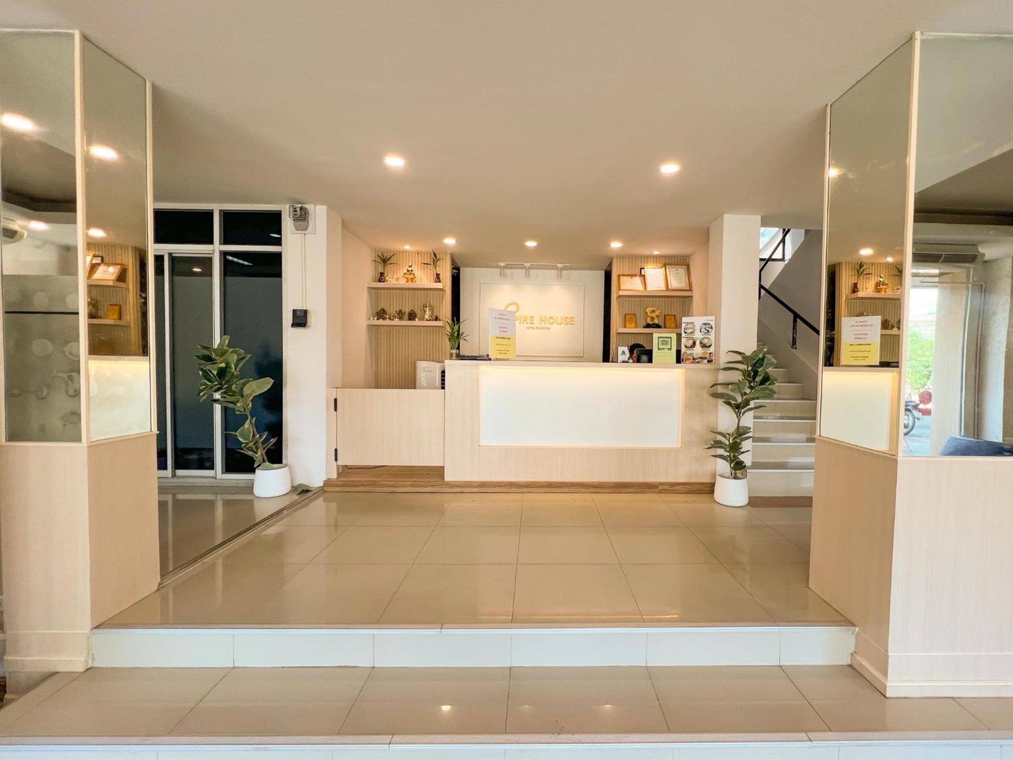 Inspire House Hotel Chiang Mai Dış mekan fotoğraf
