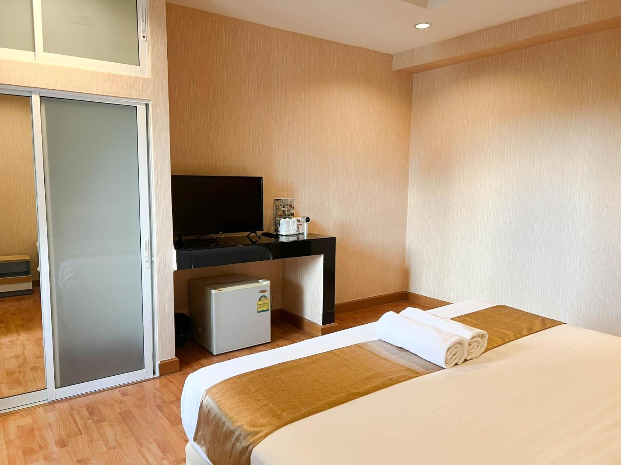 Inspire House Hotel Chiang Mai Dış mekan fotoğraf