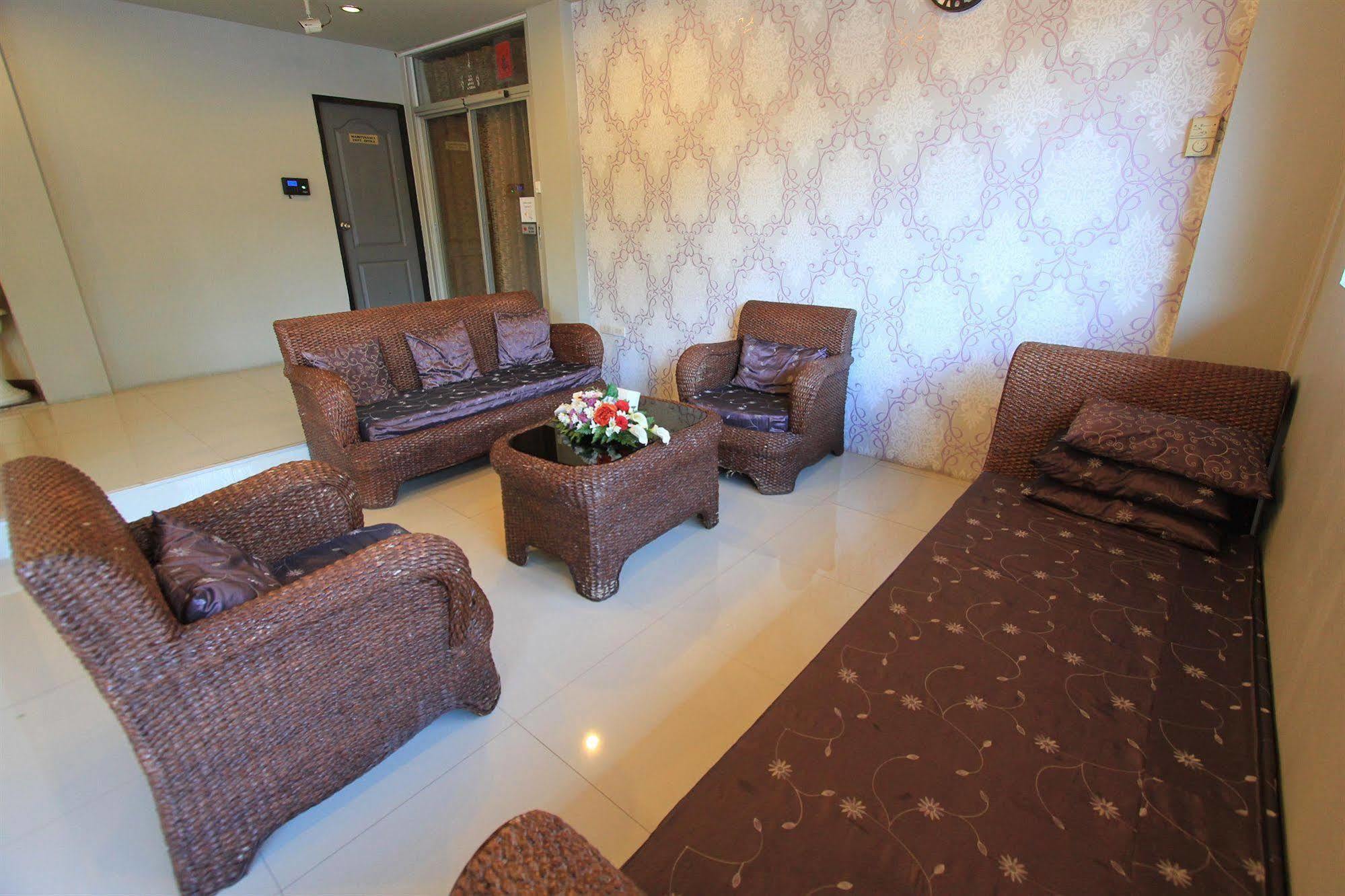 Inspire House Hotel Chiang Mai Dış mekan fotoğraf